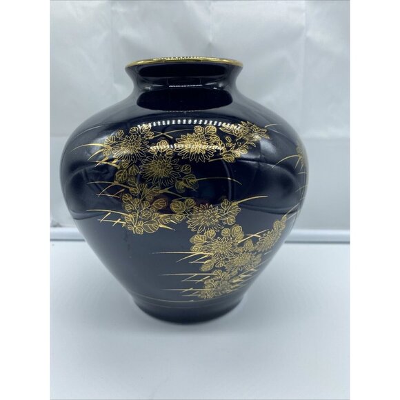 Japanese Cobalt Blue With Gold Floral Pattern Design Ceramic Vase 7" Tall - Picture 1 of 10